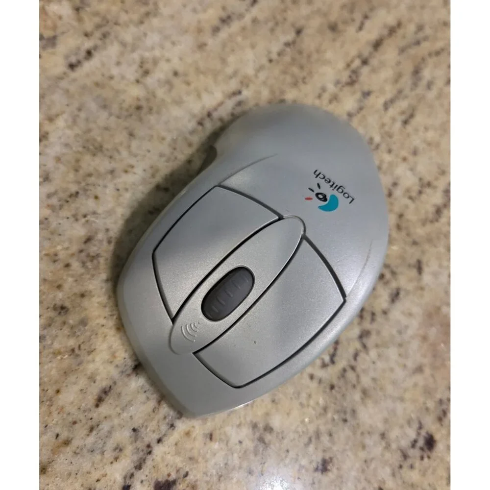 Logitech Cordless MouseMan Mouse M-RK53 851088-0000